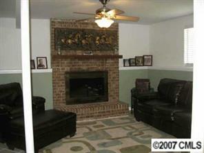 2431 Rice Planters Road Charlotte, NC 28273 - Photo 4 of 8 Gallery Image 4