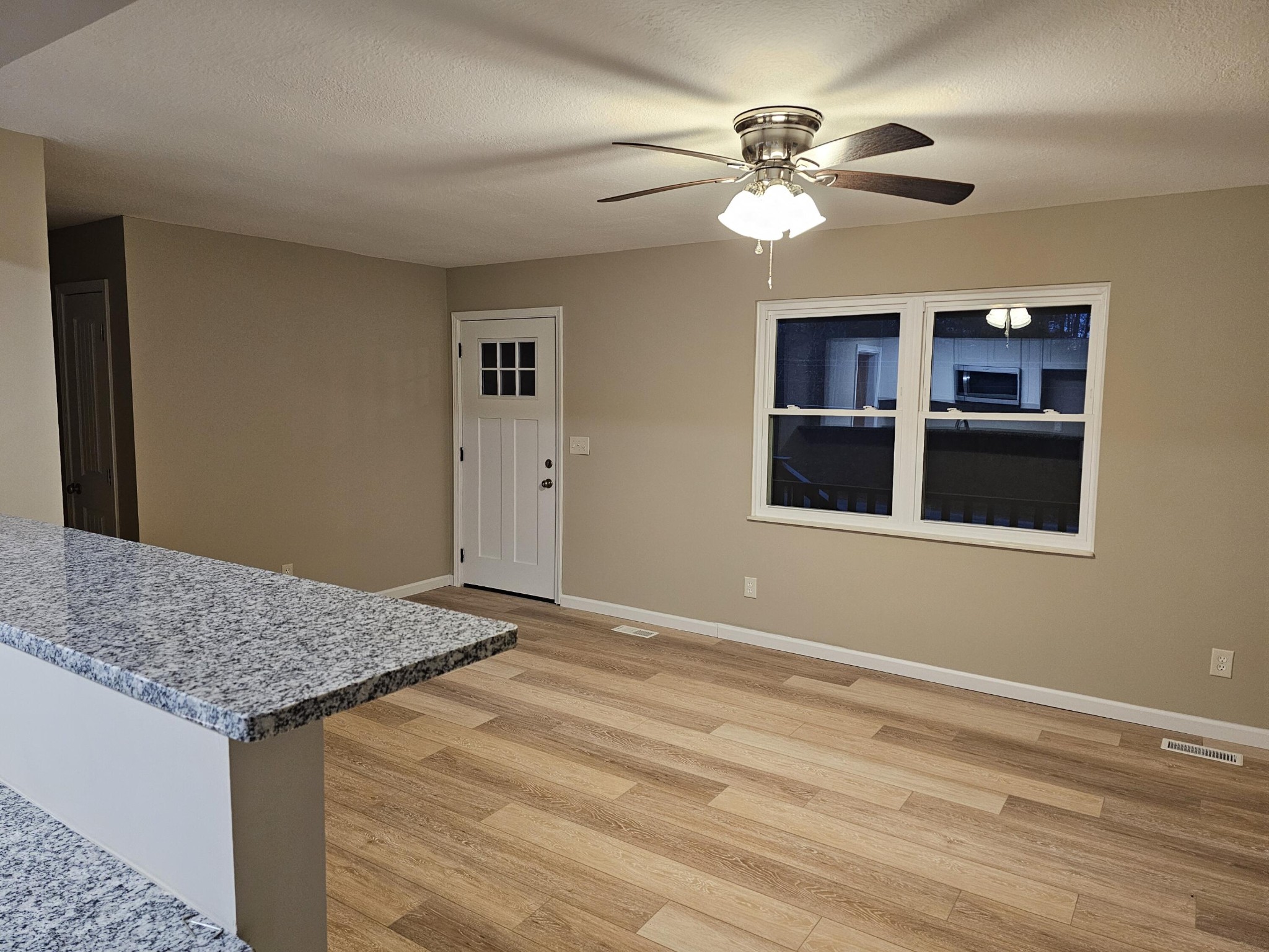 1724 Euchee Chapel Road Spring City, TN 37381 - Photo 6 of 32 Gallery Image 6