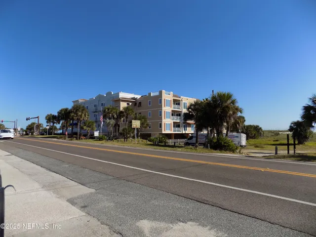 $2,450 | 57 South Fletcher Avenue, Unit A2, Fernandina Beach, FL 32034