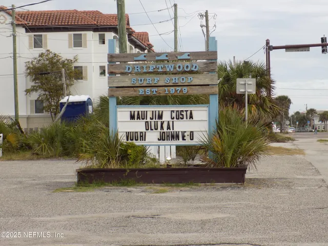 $2,450 | 57 South Fletcher Avenue, Unit A2, Fernandina Beach, FL 32034