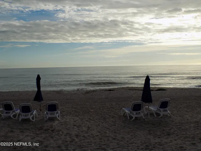 $2,450 | 57 South Fletcher Avenue, Unit A2, Fernandina Beach, FL 32034