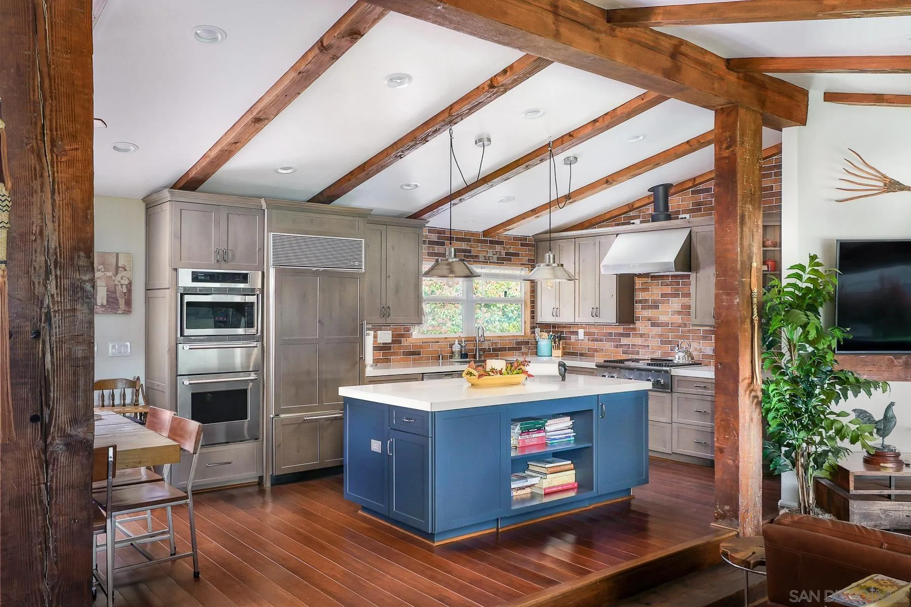 4026 Highway 78 Julian, CA 92036 - Photo 19 of 54 No detail was overlooked in this gorgeous kitchen!