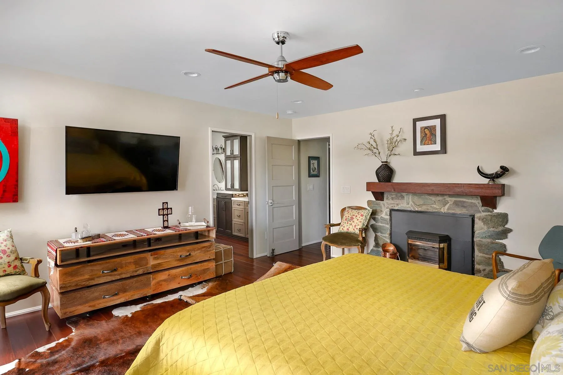 4026 Highway 78 Julian, CA 92036 - Photo 23 of 54 Primary Bath/Spa