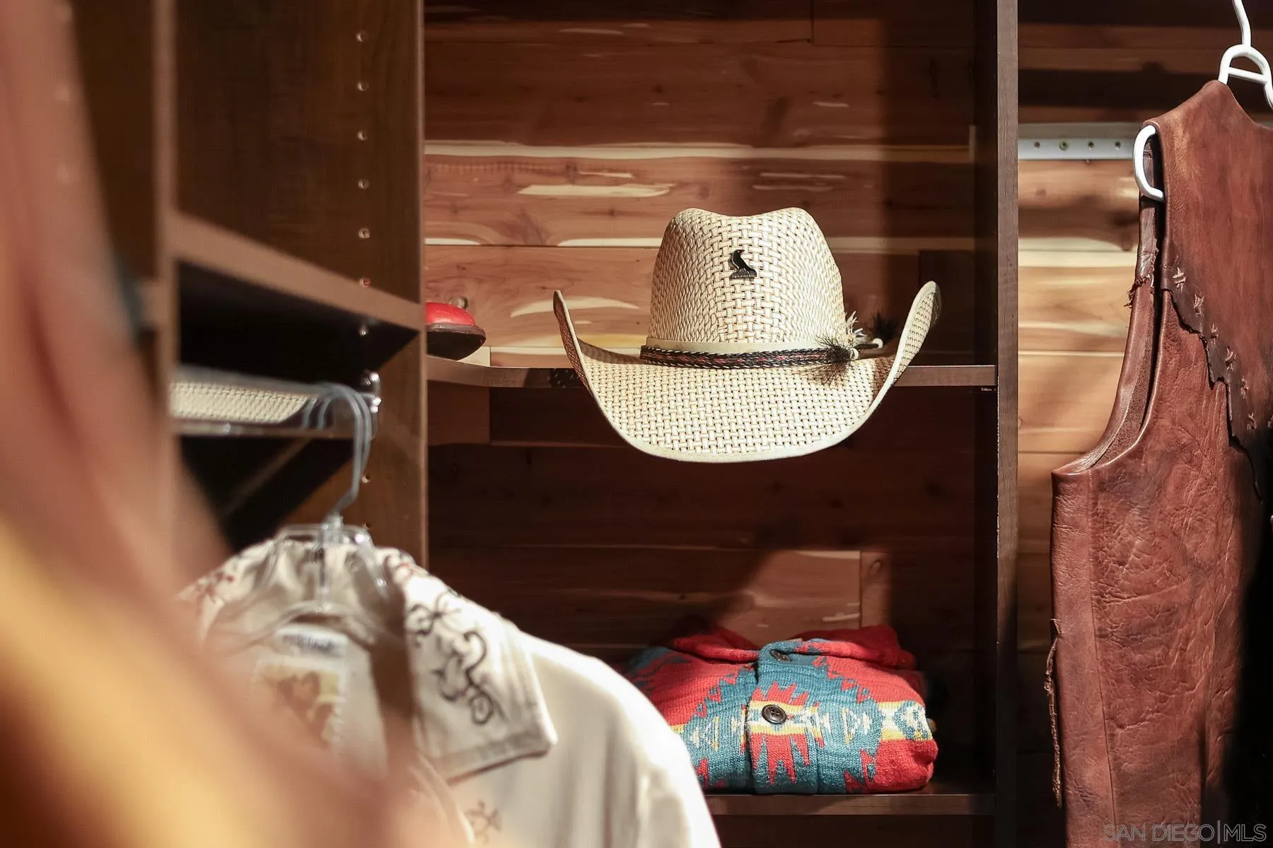 4026 Highway 78 Julian, CA 92036 - Photo 24 of 54 Cedar lined closet