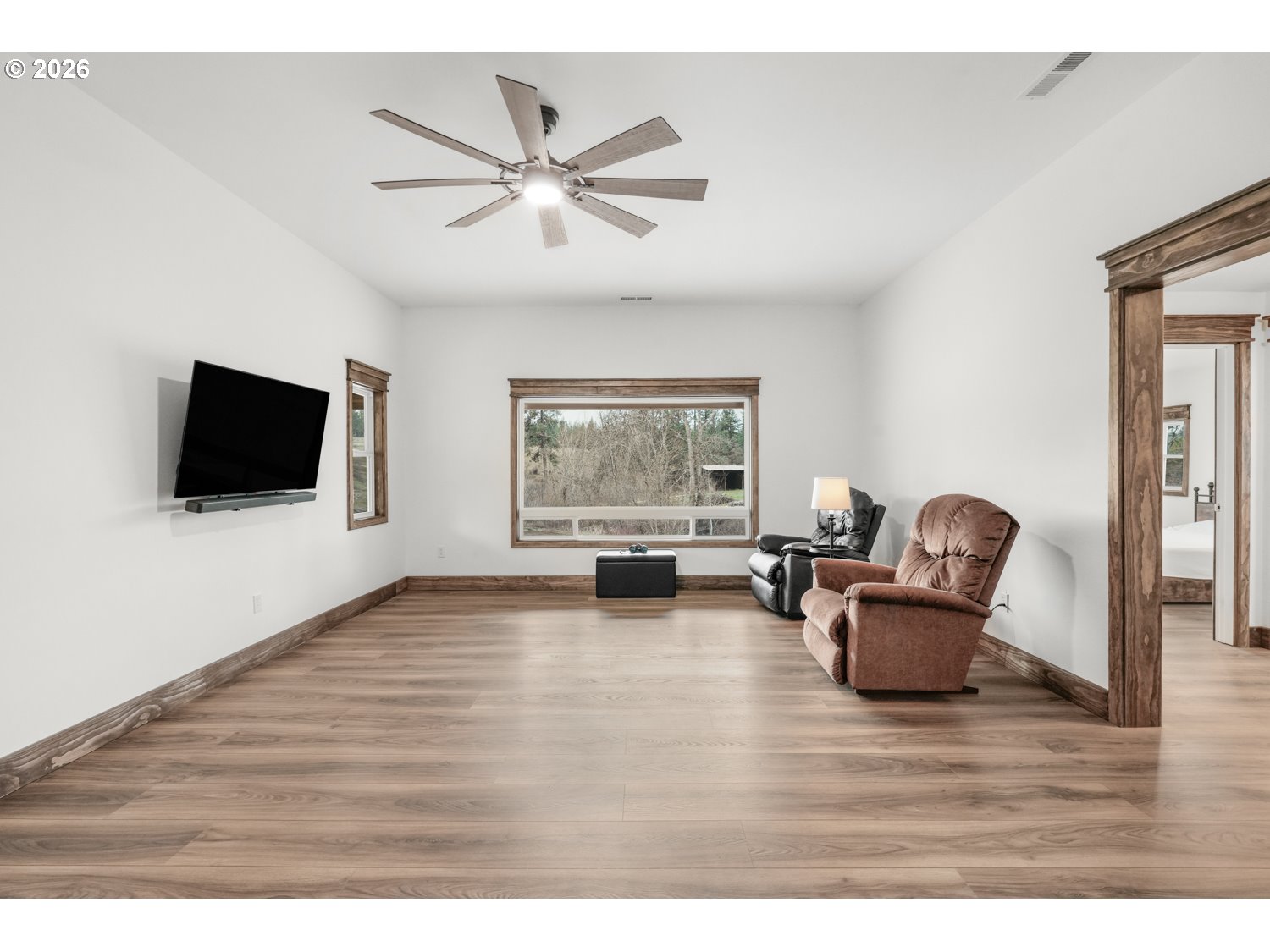 932 Zelinski Road Goldendale, WA 98620 - Photo 13 of 40 a living room with furniture and a flat screen tv