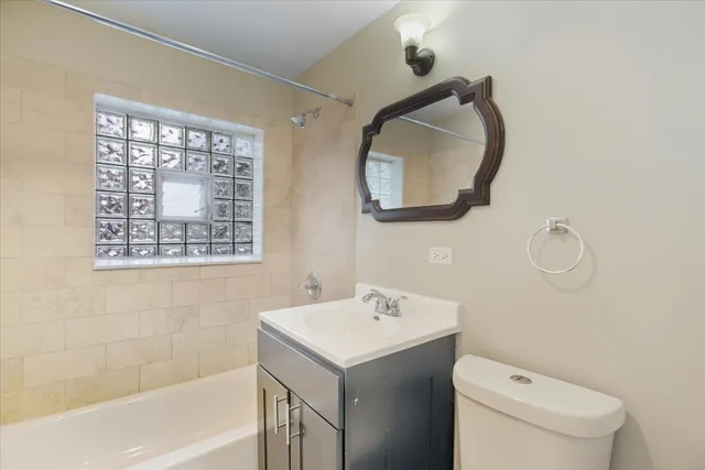 $1,500 | 337 Custer Avenue, Unit G, Evanston, IL 60202