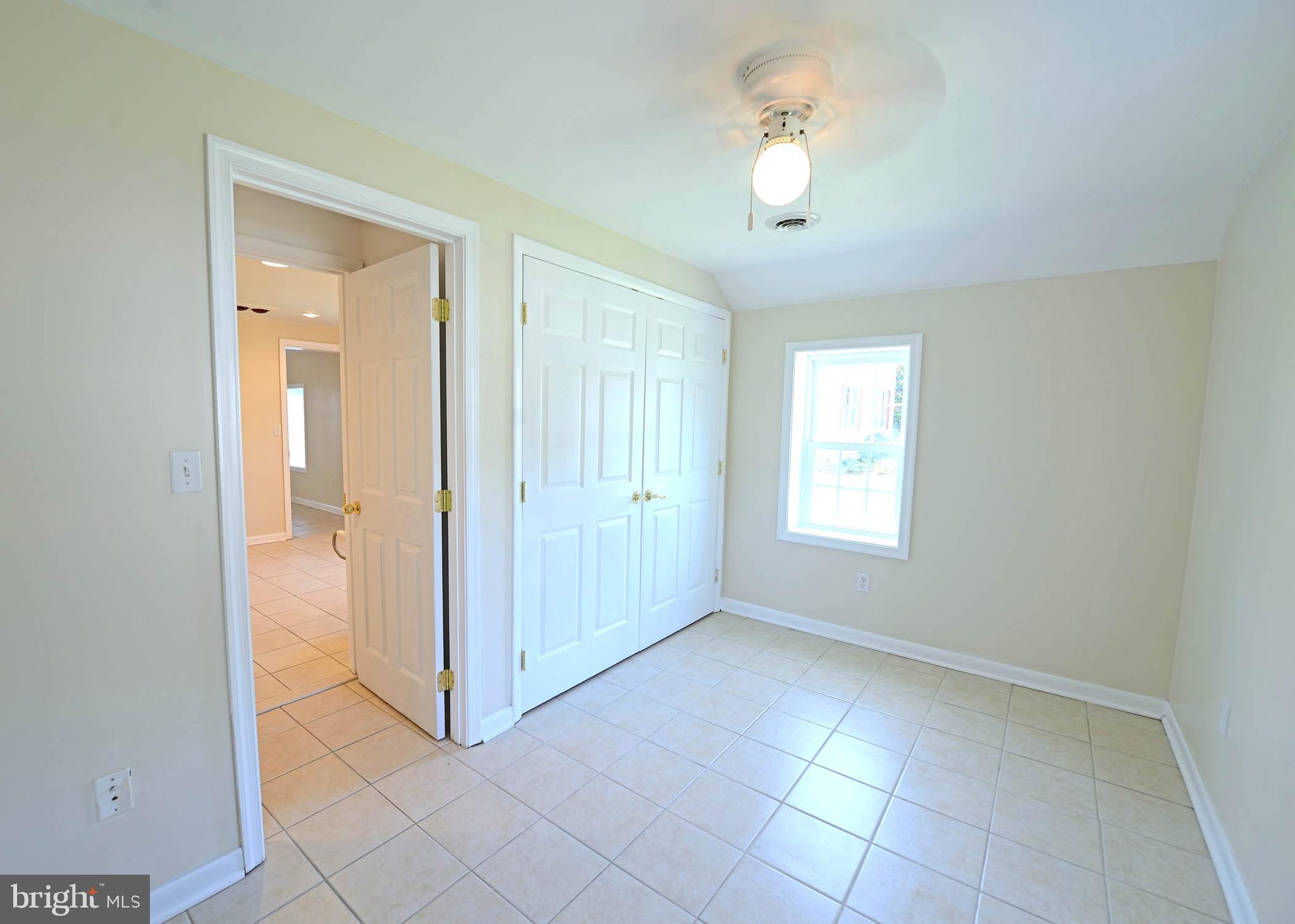 1883 Poplar Ridge Road Pasadena, MD 21122 - Photo 24 of 36 Gallery Image 24