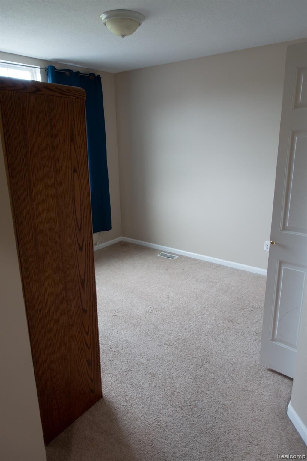 5424 Elms Road Flushing, MI 48433 - Photo 25 of 44 20210626_00878.jpg