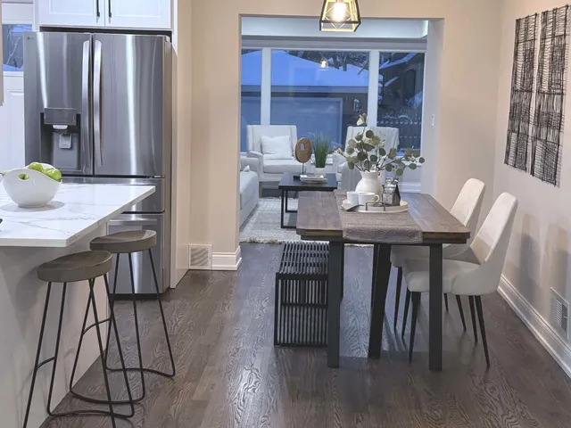 $684,999 | 241 North Hamlin Avenue, Park Ridge, IL 60068