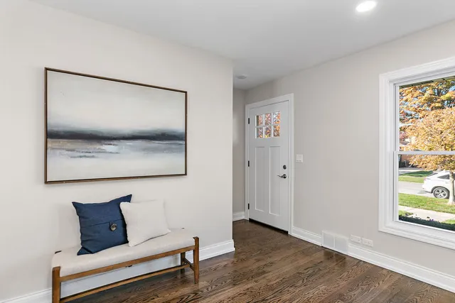 $684,999 | 241 North Hamlin Avenue, Park Ridge, IL 60068