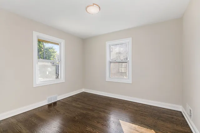 $699,000 | 241 North Hamlin Avenue, Park Ridge, IL 60068