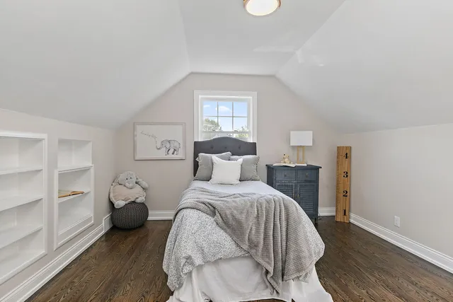 $699,000 | 241 North Hamlin Avenue, Park Ridge, IL 60068