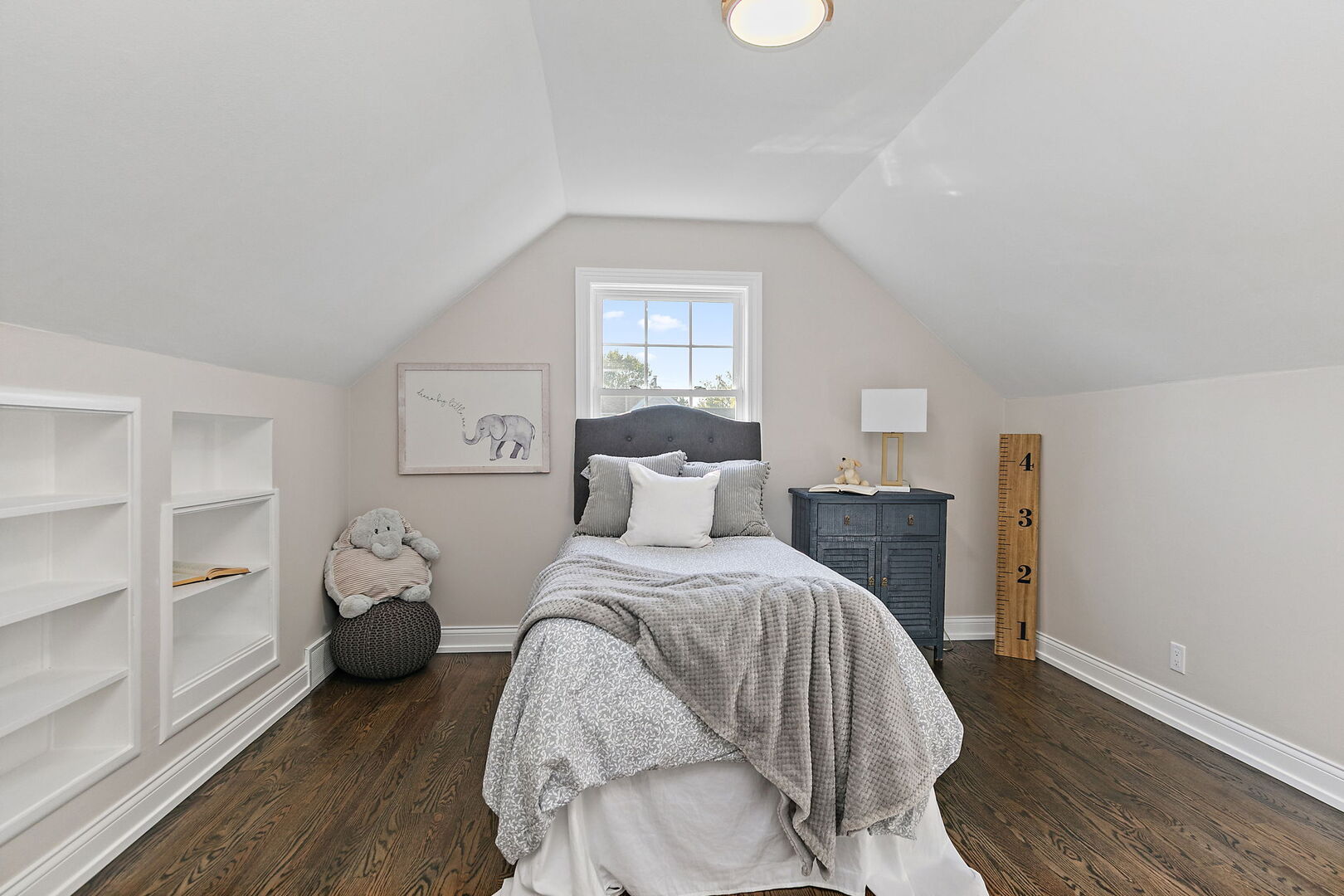 241 North Hamlin Avenue Park Ridge, IL 60068 - Photo 30 of 52 a bedroom with a bed and wooden floor