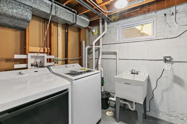 $699,000 | 241 North Hamlin Avenue, Park Ridge, IL 60068