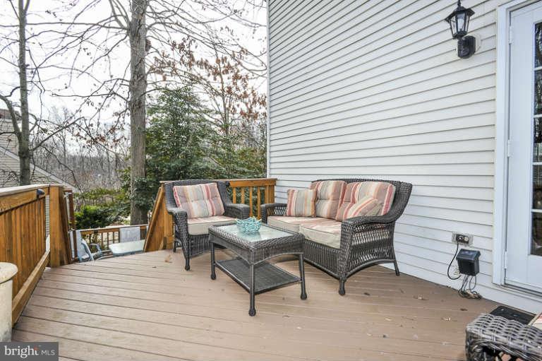 7723 Huntsman Boulevard Springfield, VA 22153 - Photo 26 of 29 Exterior (Rear)