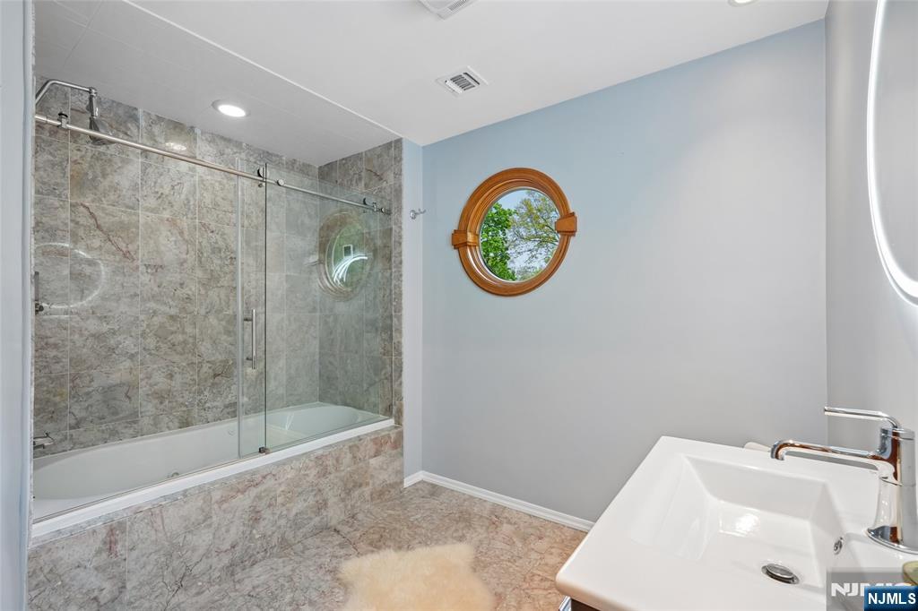 720 Maxwell Place Ridgewood, NJ 07450 - Photo 19 of 35