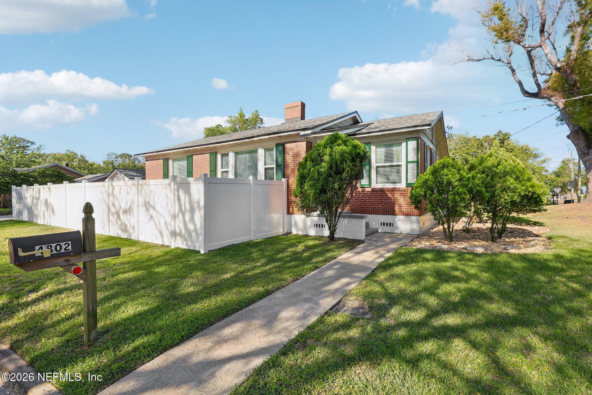 4802 Post Street Jacksonville, FL 32205 - Photo 2 of 40 2-web-or-mls-Post St-S2104-004