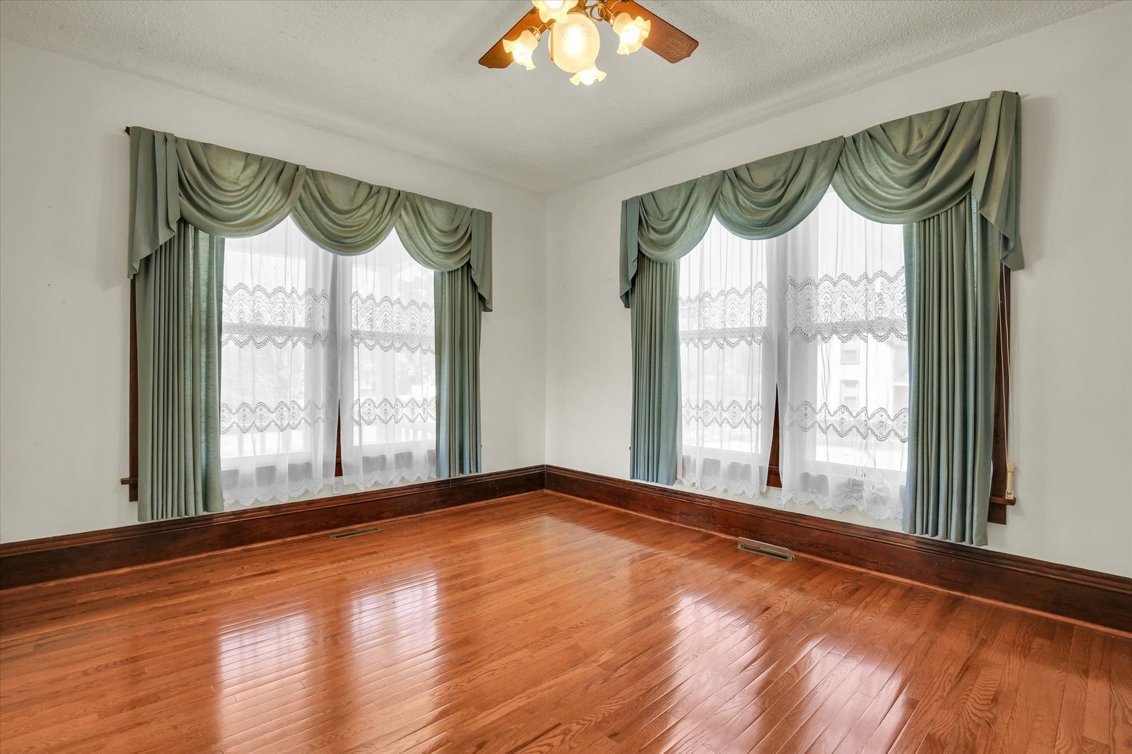 430 Indiana Avenue De Land, IL 61839 - Photo 16 of 48 a view of a room that has a large window