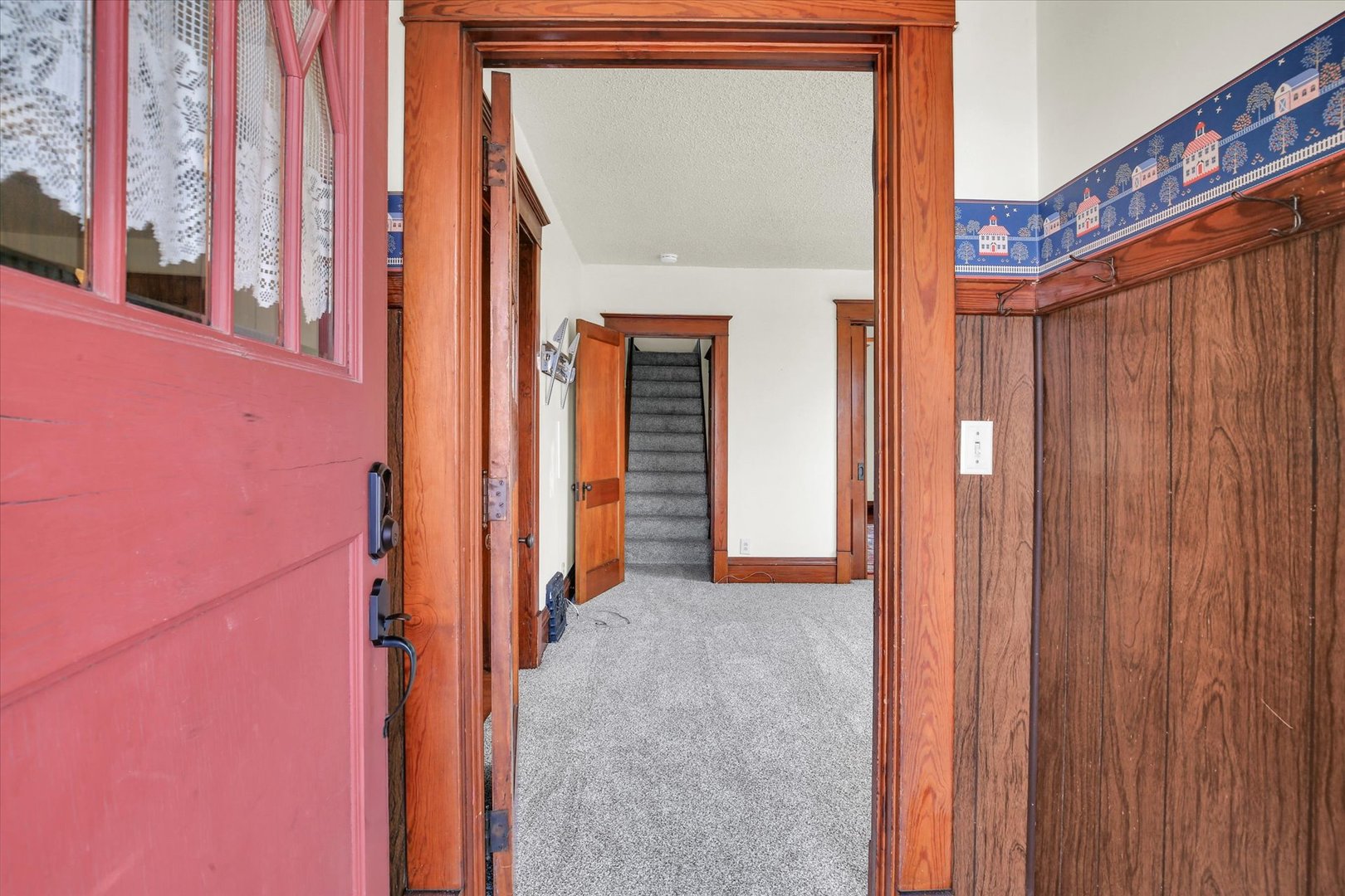 430 Indiana Avenue De Land, IL 61839 - Photo 7 of 48 a view of a house with a outdoor space