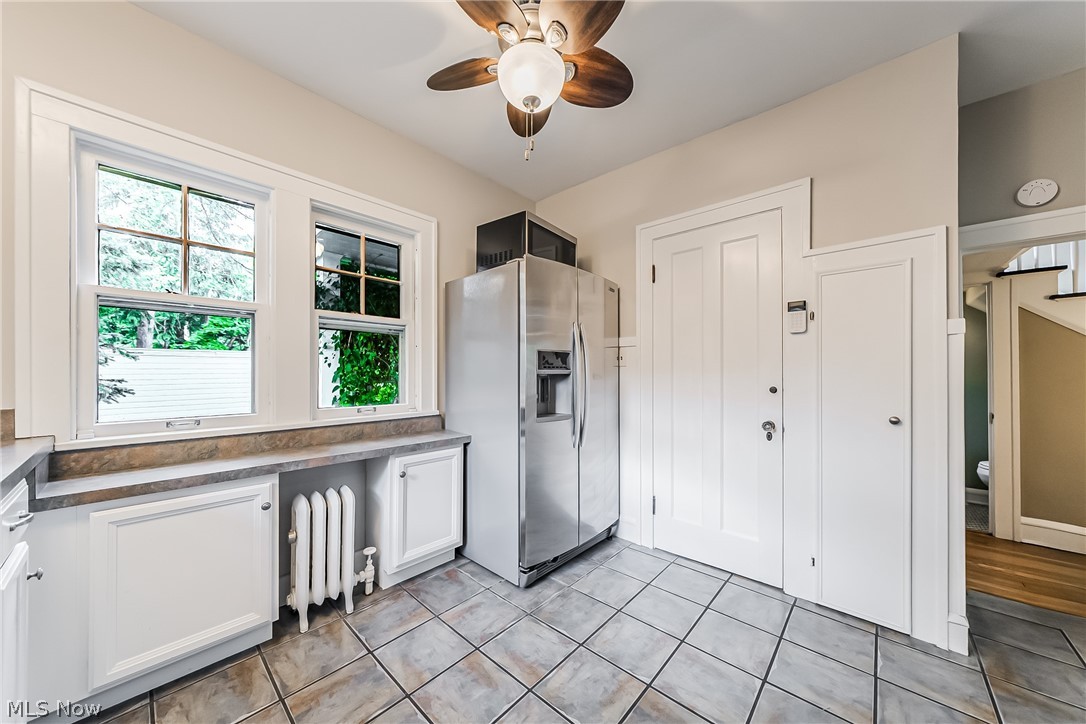 2528 Lee Road Cleveland, OH 44118 - Photo 10 of 31 Gallery Image 10