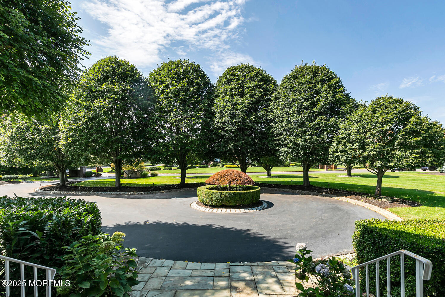 8 Country Club Lane Colts Neck, NJ 07722 - Photo 11 of 94 8 Country Club Ln Colts Neck-large-010-0
