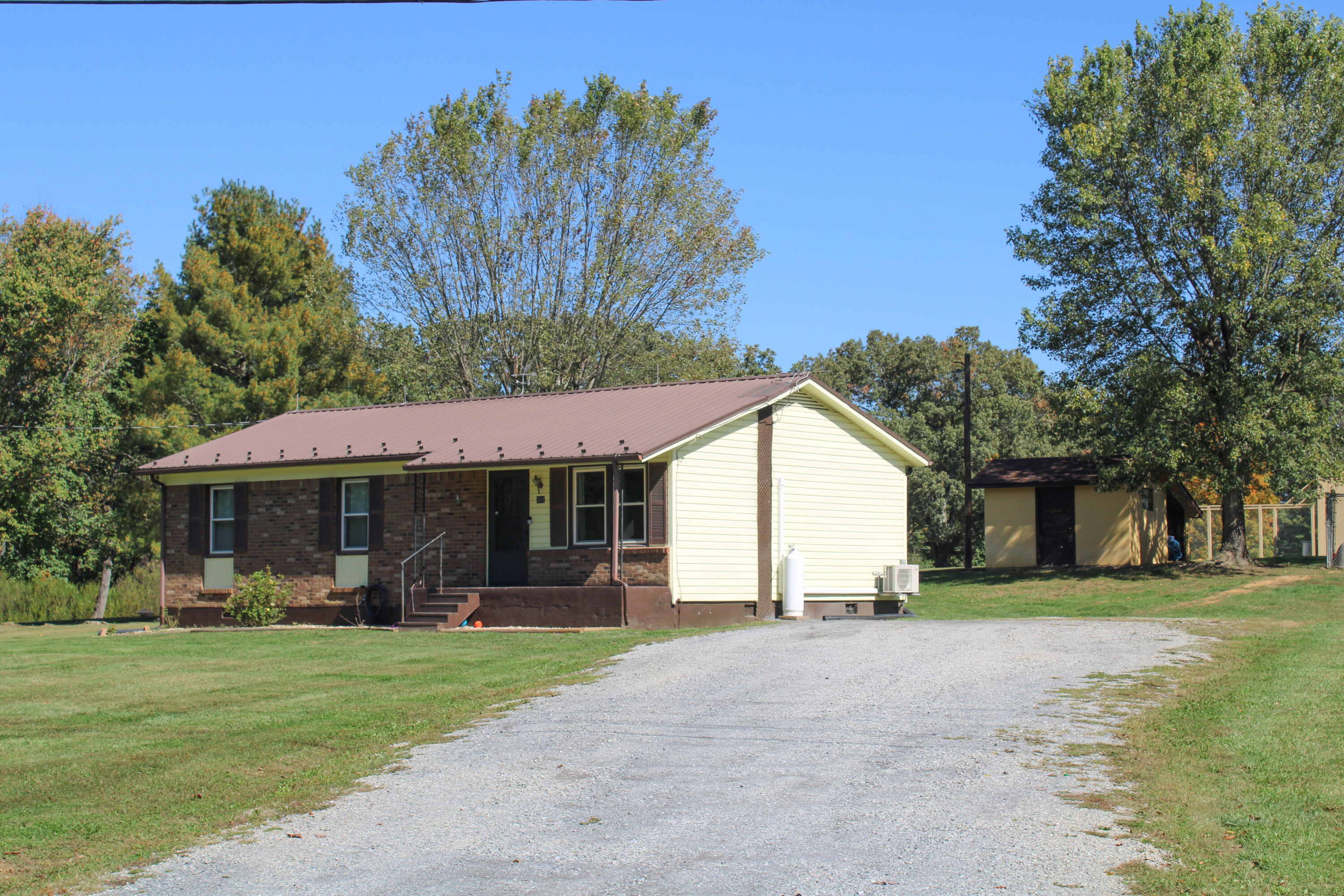 301 Timber Ridge Fincastle, VA 24090 - Photo 17 of 56 301 Timber Ridge