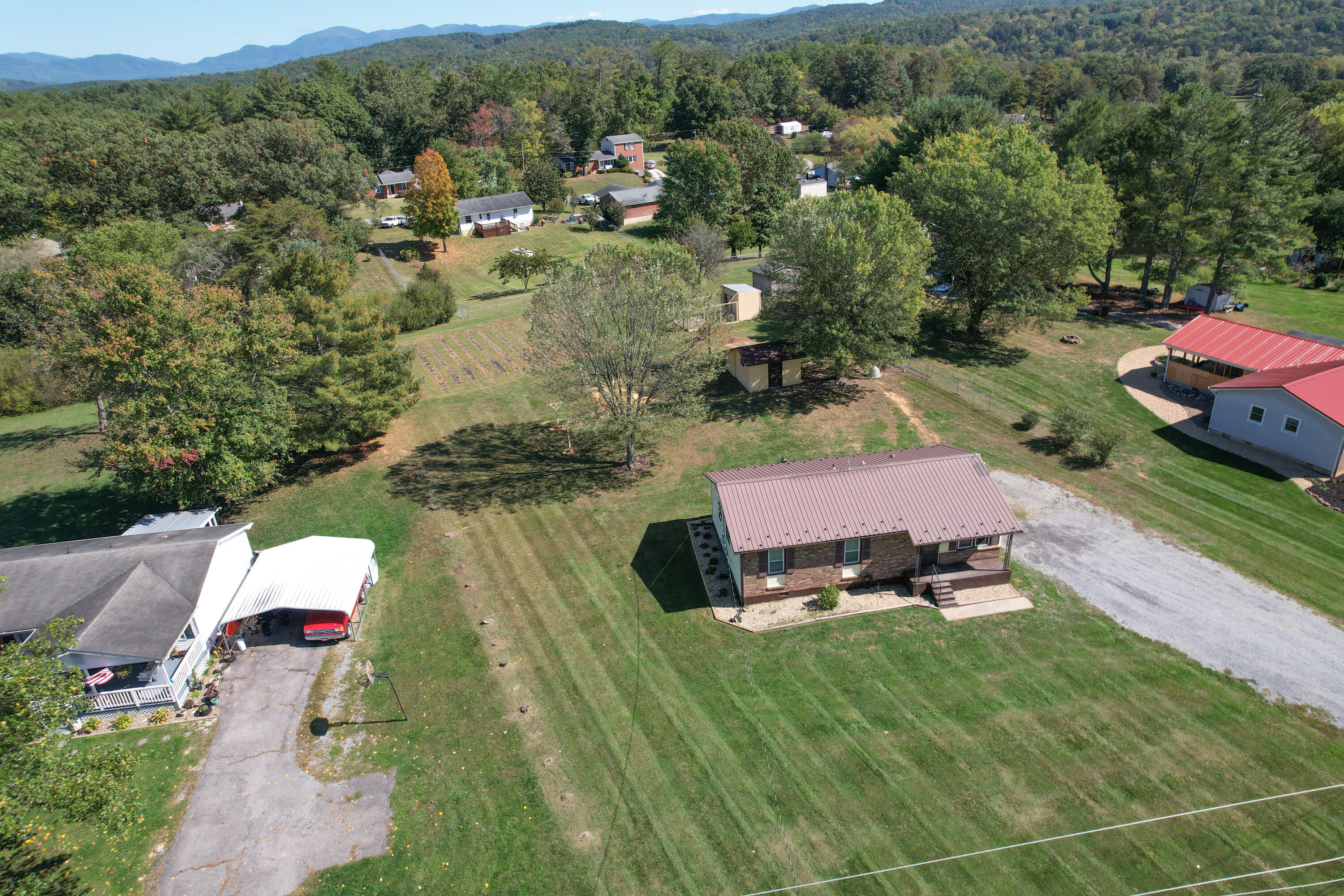 301 Timber Ridge Fincastle, VA 24090 - Photo 6 of 56 301 Timber Ridge