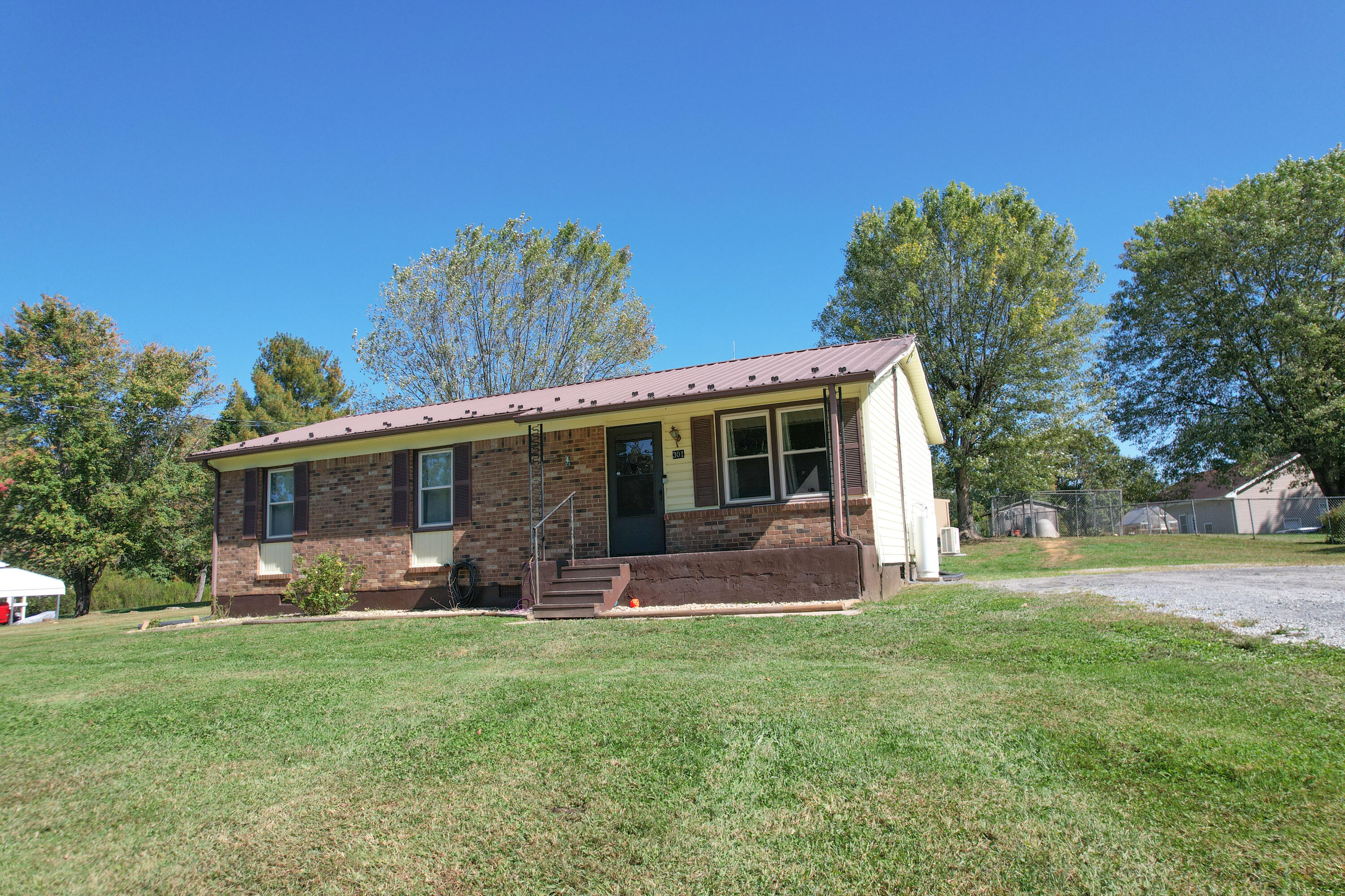 301 Timber Ridge Fincastle, VA 24090 - Photo 9 of 56 301 Timber Ridge