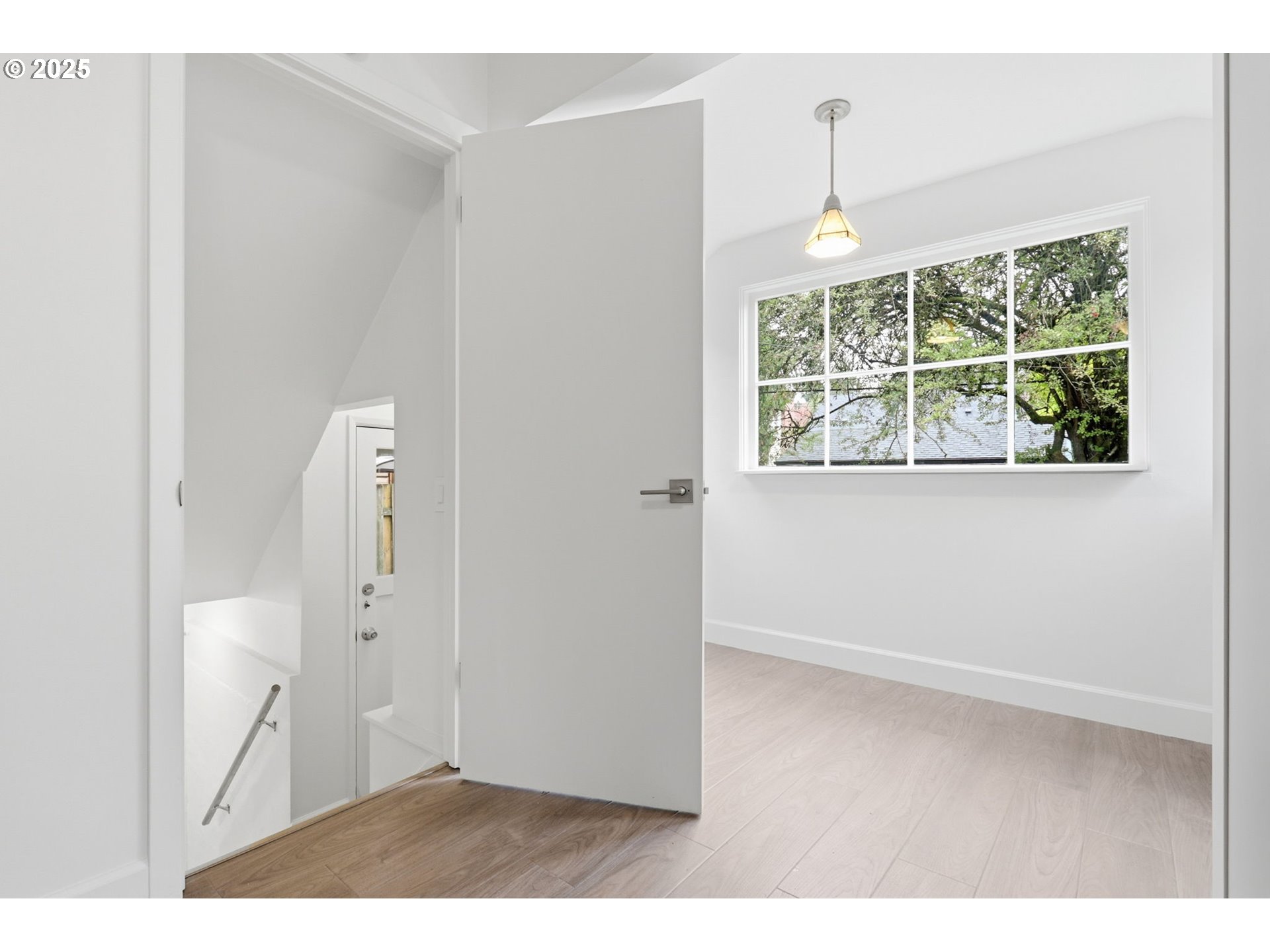 5919 Northeast 28th Avenue Portland, OR 97211 - Photo 19 of 44