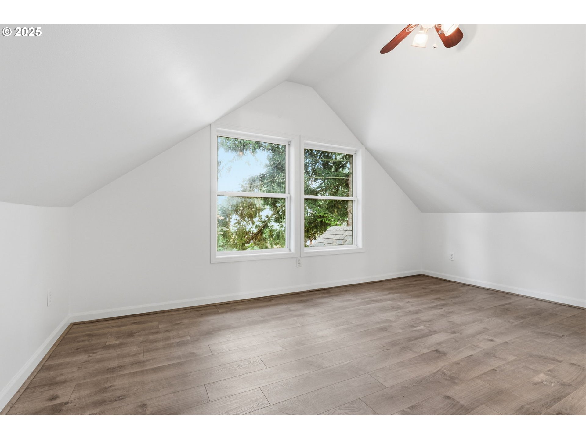 5919 Northeast 28th Avenue Portland, OR 97211 - Photo 33 of 44