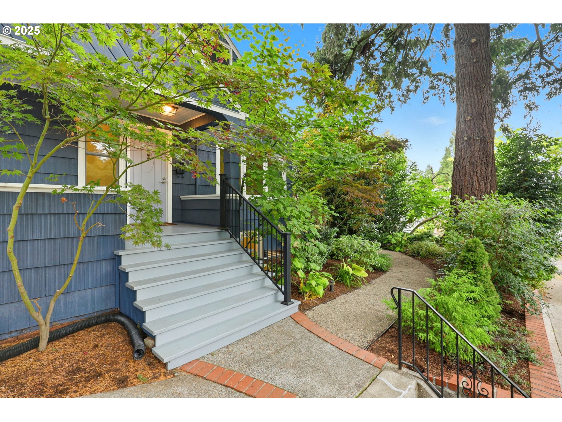 5919 Northeast 28th Avenue Portland, OR 97211 - Photo 42 of 44