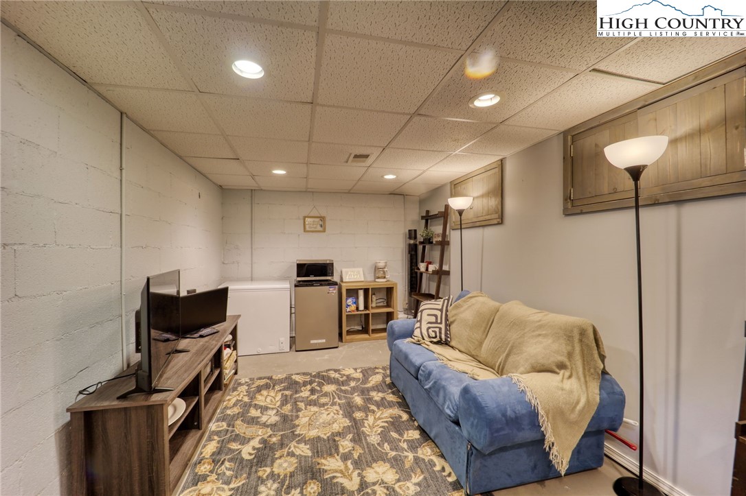 146 Parkway Ridge Boone, NC 28607 - Photo 27 of 35 Gallery Image 27