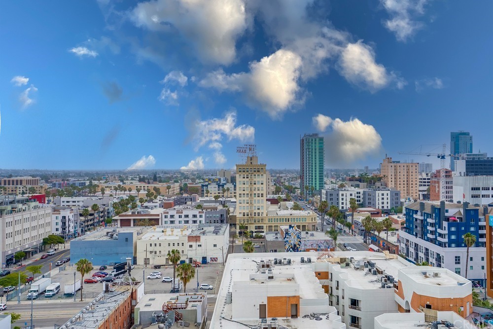 315 West 3rd Street, Unit 507 Long Beach, CA 90802 - Photo 23 of 25 a view of a city