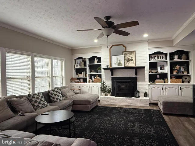 $4,200 | 23103 Piney Wood Circle, California, MD 20619