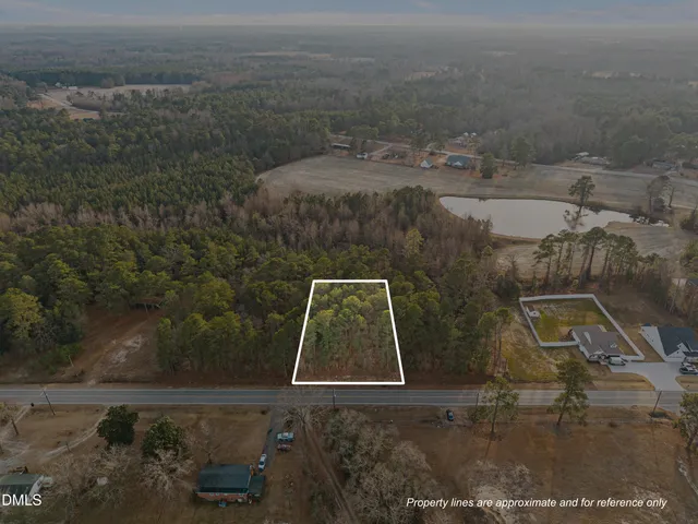 a view of roof with small space