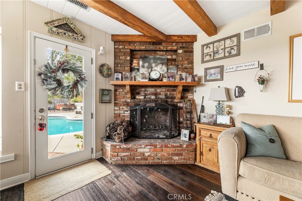 909 Cavanagh Road Glendale, CA 91207 - Photo 31 of 58