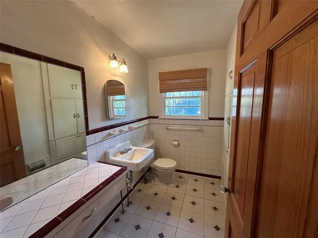 $225,000 | 1014 Hillcrest Street, Denton, TX 76201