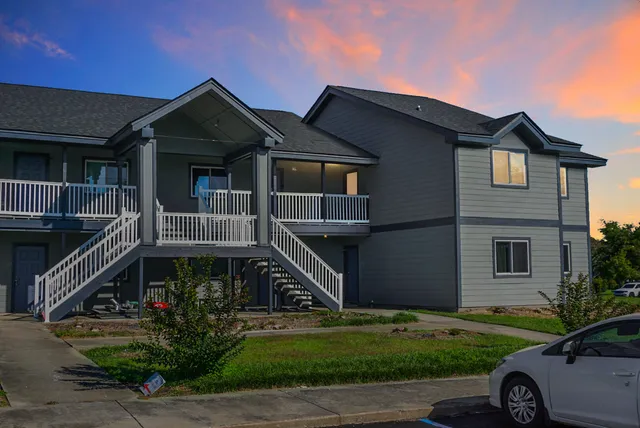 $179,500 | 2608 Hidden Gove Drive, Moncks Corner, SC 29461