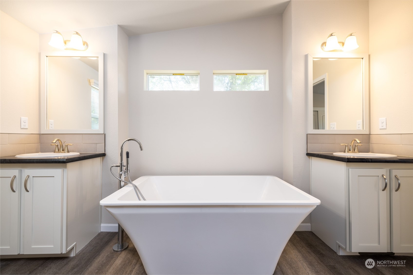 1073 Lake Samish Road Bellingham, WA 98229 - Photo 17 of 27 Gallery Image 17