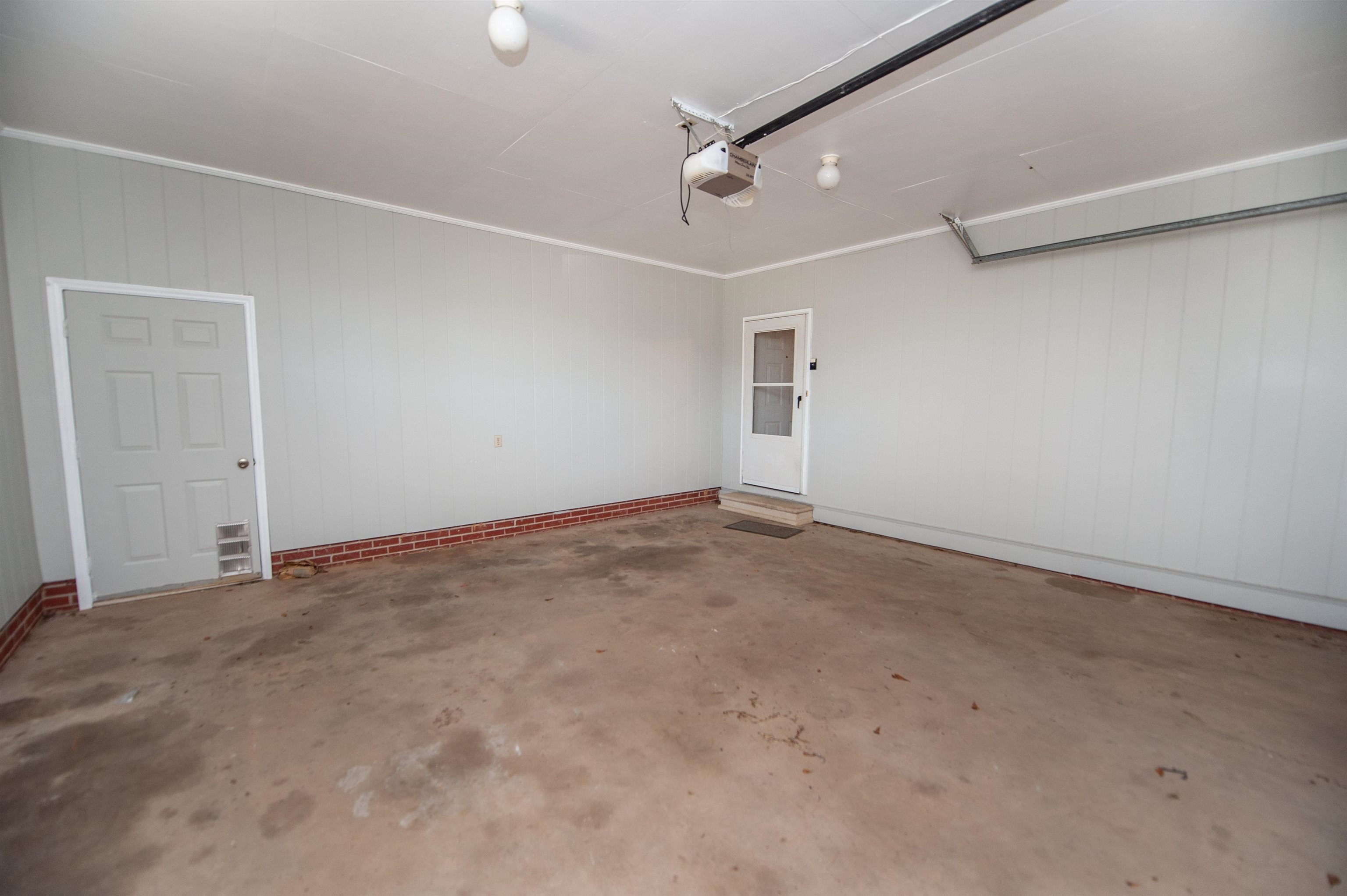 2611 Highway 92 Enoree, SC 29335 - Photo 25 of 39