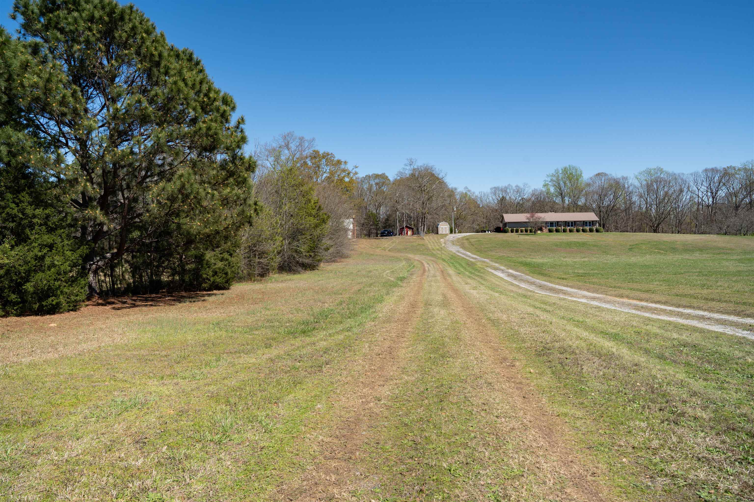 2611 Highway 92 Enoree, SC 29335 - Photo 36 of 39