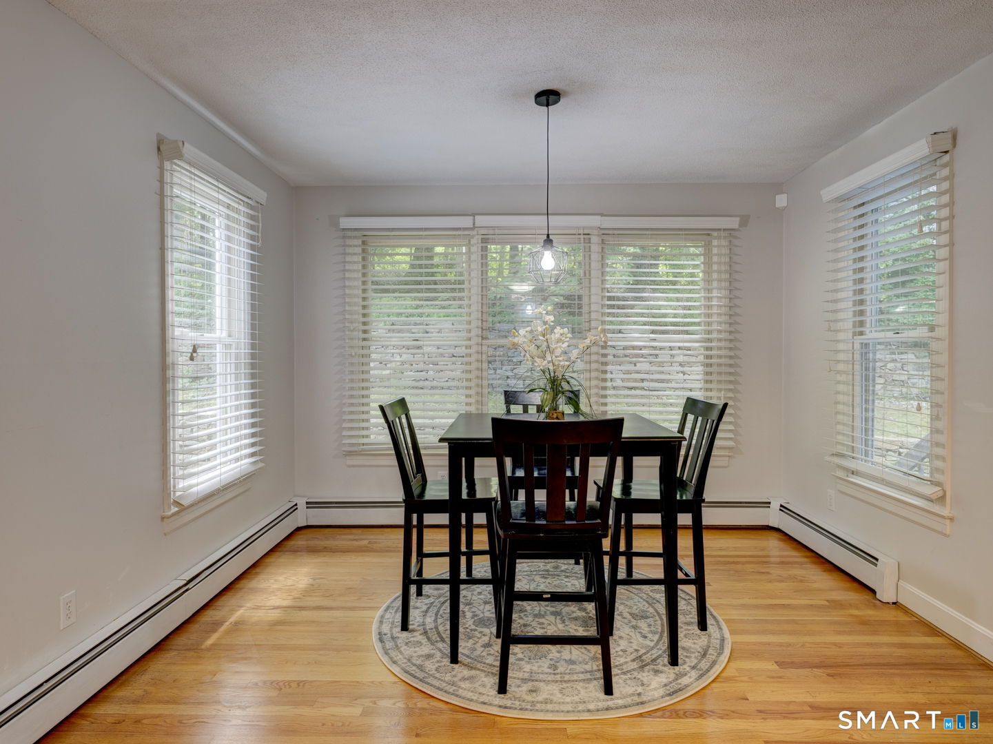 11 Lexington Road Avon, CT 06001 - Photo 13 of 40