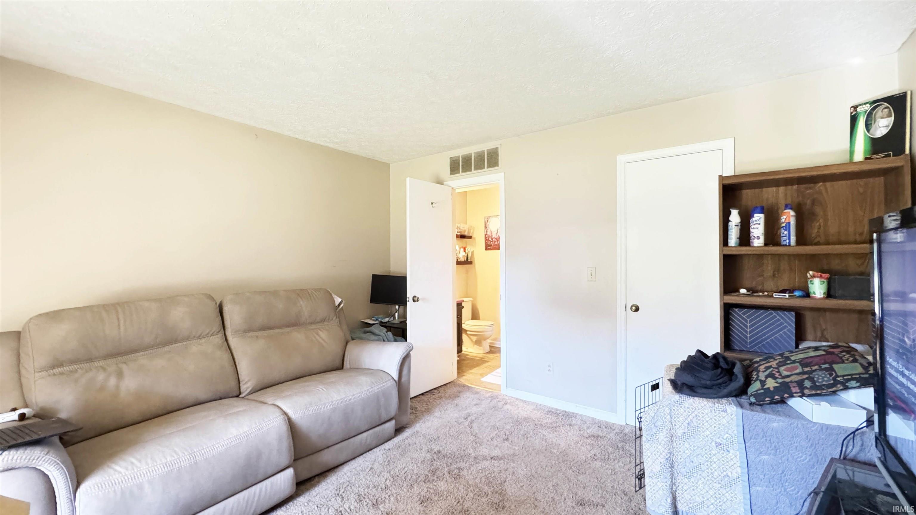 1006 Carleton Court Bloomington, IN 47401 - Photo 2 of 11