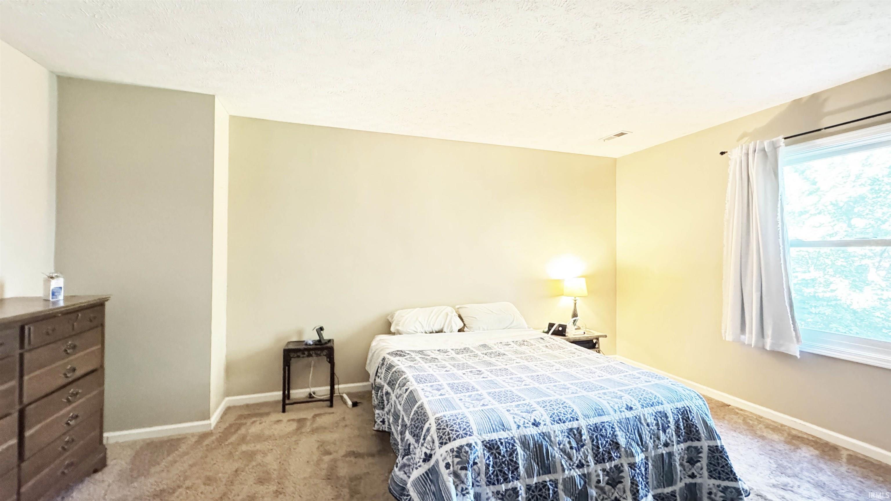1006 Carleton Court Bloomington, IN 47401 - Photo 3 of 11