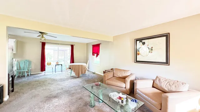 $359,900 | 1006 Carleton Court, Bloomington, IN 47401