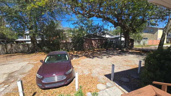 $1,725 | 3665 St Johns Avenue, Jacksonville, FL 32205