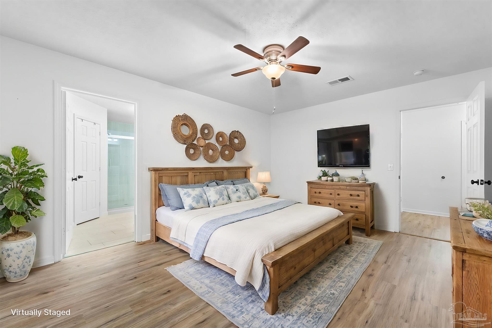 12609 Meadson Road Pensacola, FL 32506 - Photo 18 of 38 Primary Suite