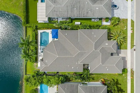 $3,295,000 | 2530 Northwest 71st Street, Boca Raton, FL 33496
