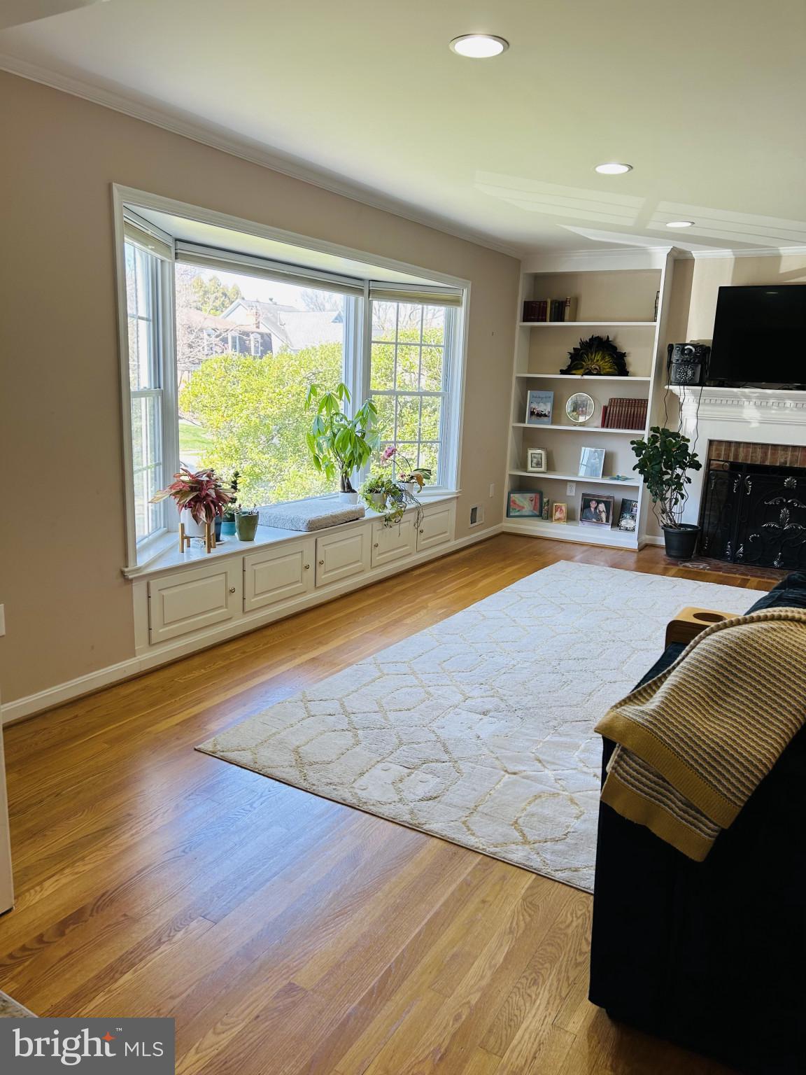 1209 Colonial Road McLean, VA 22101 - Photo 4 of 20