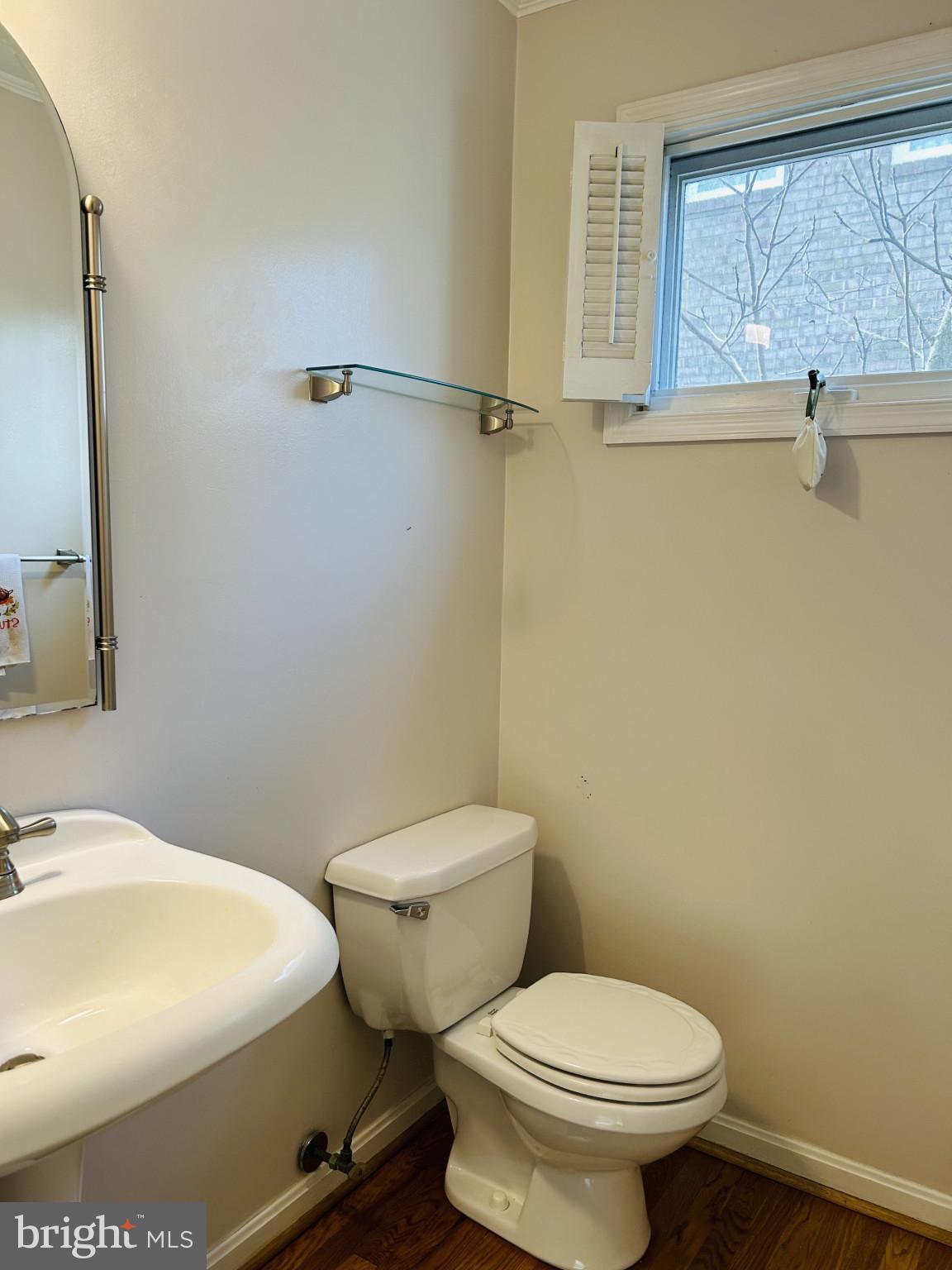 1209 Colonial Road McLean, VA 22101 - Photo 9 of 20